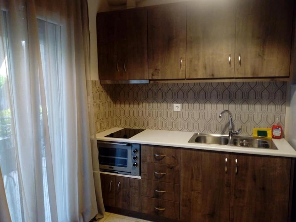 Mamanis Studios لوترا إديبسو المظهر الخارجي الصورة